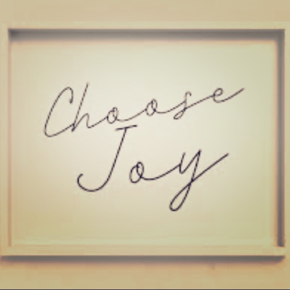 Buy With Confidence! Posh Ambassador & Top Seller!